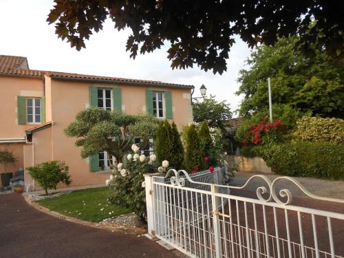 Le Rouergue — hotel in La Reole