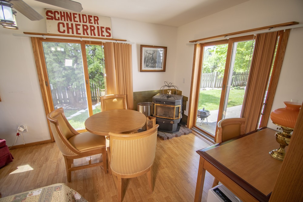 Coachlite Inn - photo 28