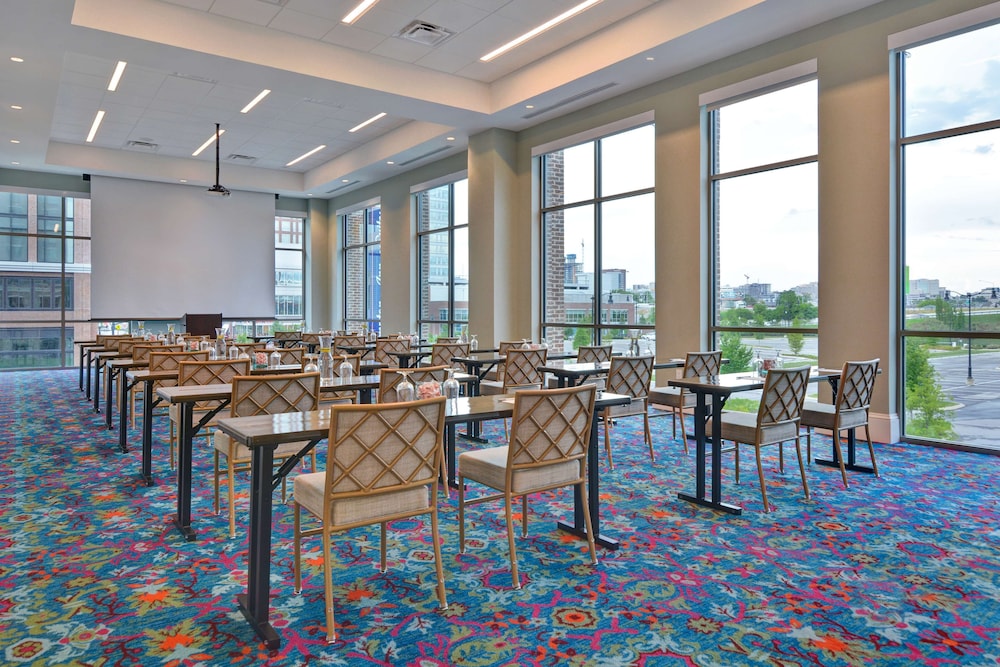 Hampton Inn & Suites Nashville Downtown Capitol View - photo 44