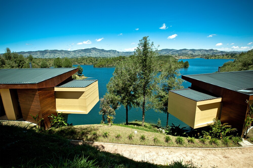 Luxé Cabañas — Guatape — photo 2