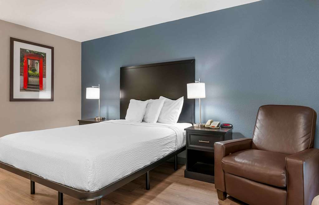 Extended Stay America Suites Fort Wayne South - photo 7