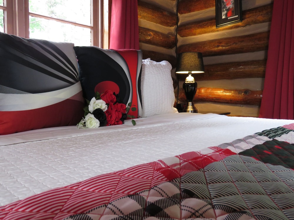 Tall Pines Inn - photo 12