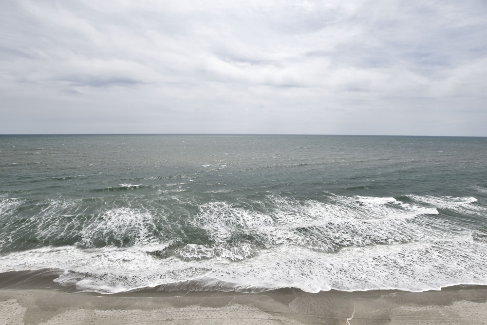 1109 Waters Edge Resort 1 Bedroom Condo by RedAwning - photo 6