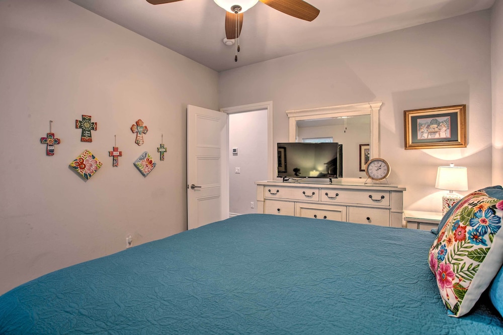Modern OKC Retreat: Half mile to Plaza District - photo 7