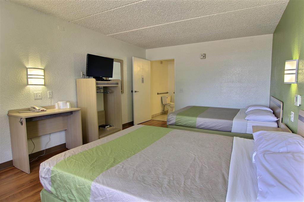 Motel 6 Austin TX Central Downtown UT - photo 18