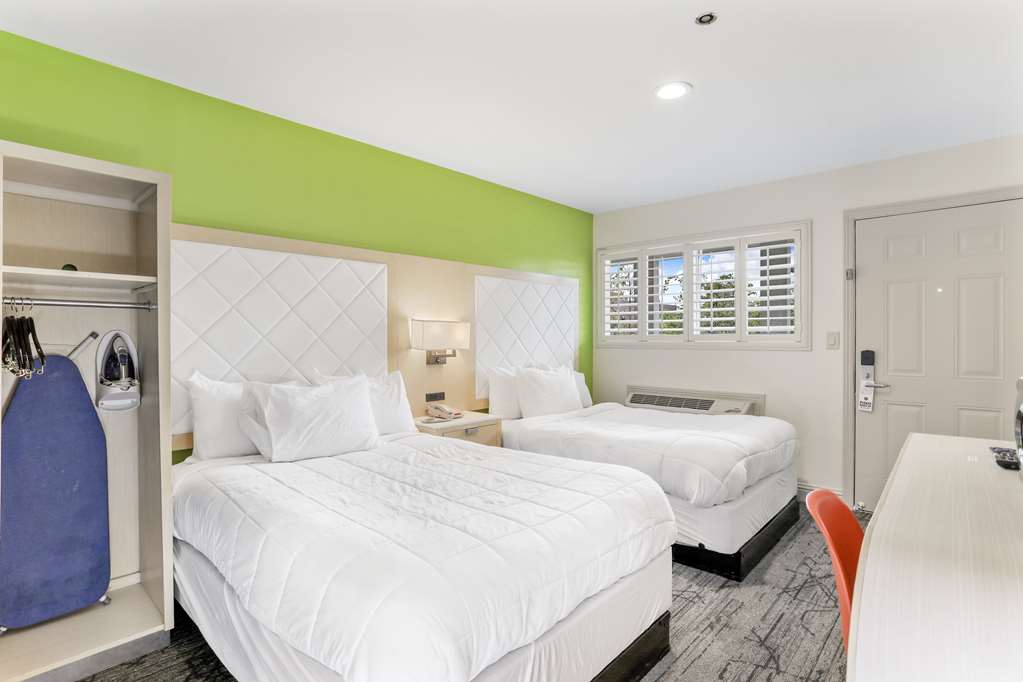 Signature Inn Berkeley - photo 13