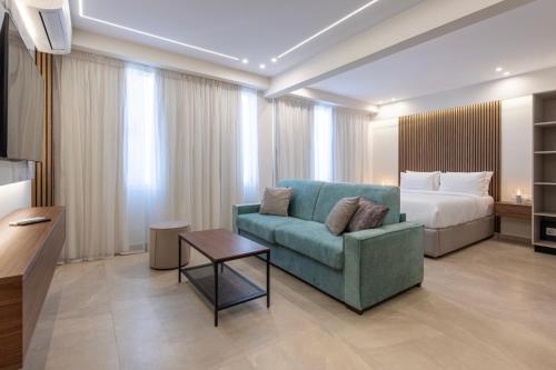 Ermou Kaliendia Suite — 4-Star Luxury Hotel in Athens, Greece