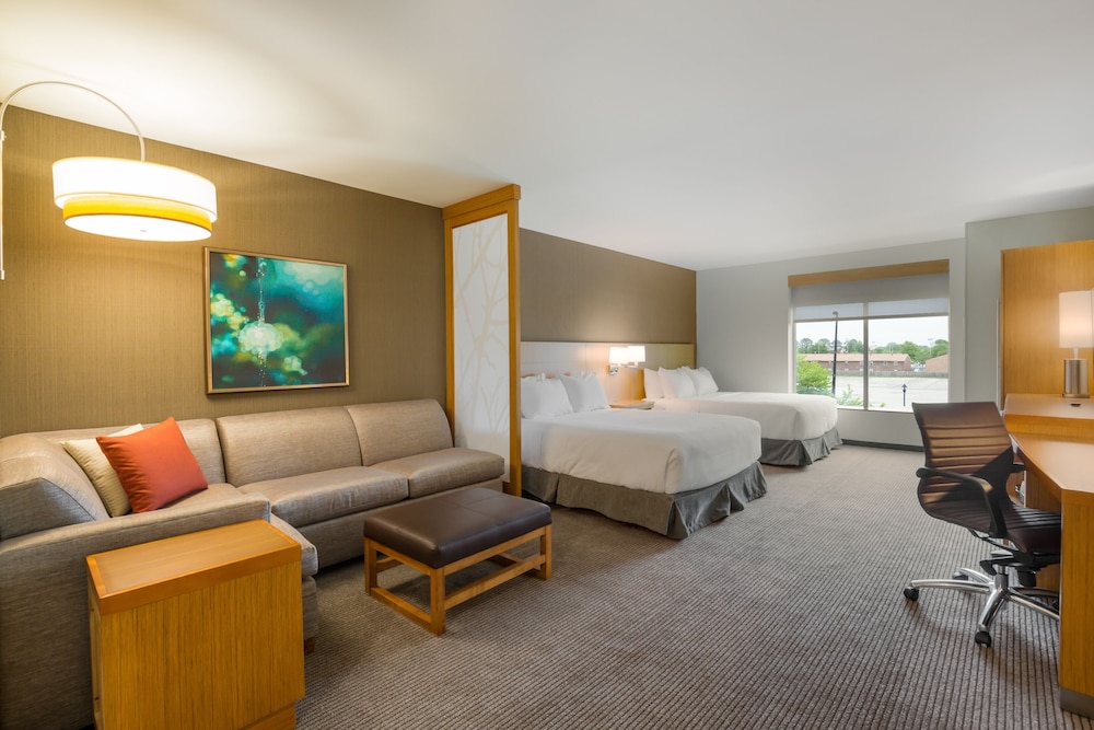 Hyatt Place Hampton Convention Center - photo 8