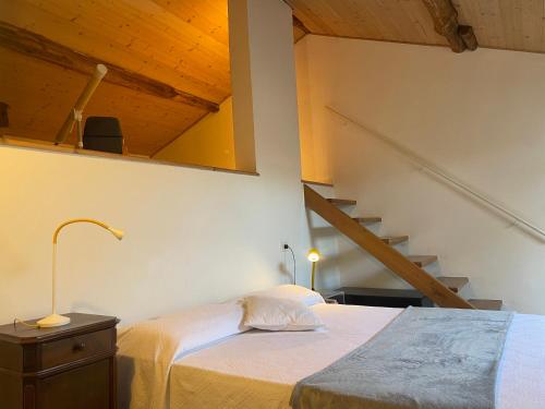 Fuga nella Natura Rustico a pochi minuti dal lago di Lugano — 4-Star Luxury Hotel in Cuasso Al Monte, Italy