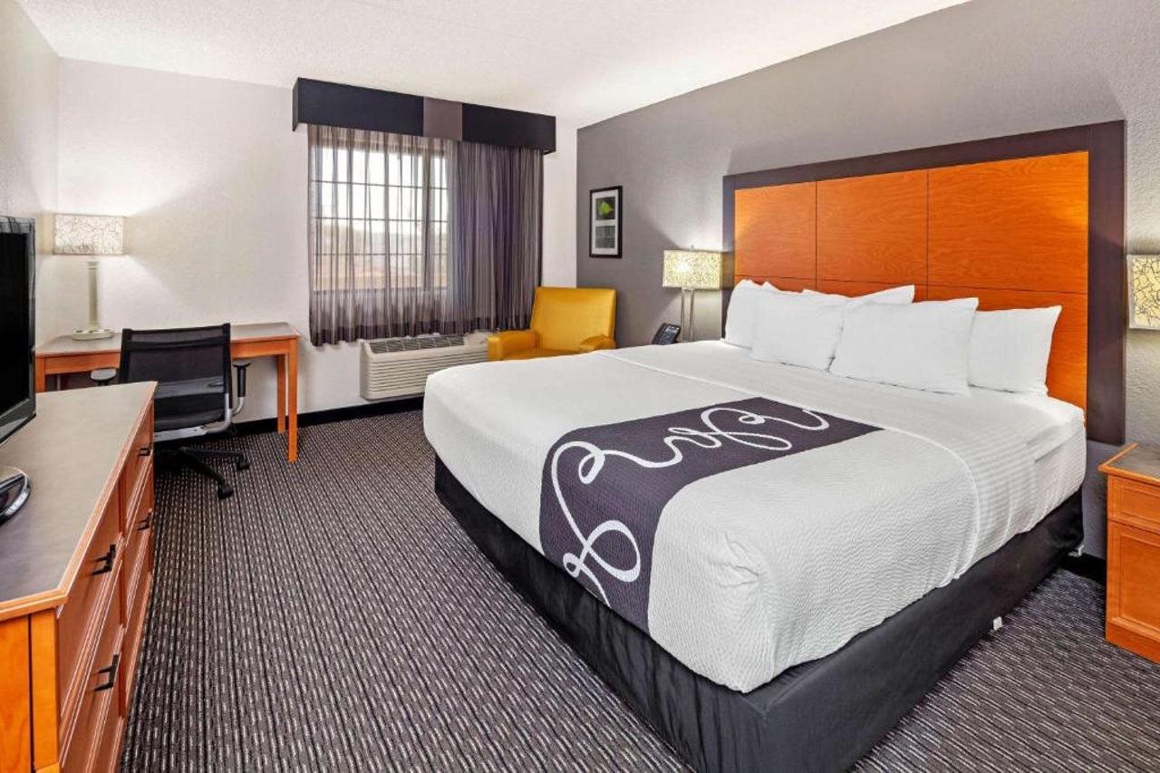 La Quinta Inn Ventura - photo 3
