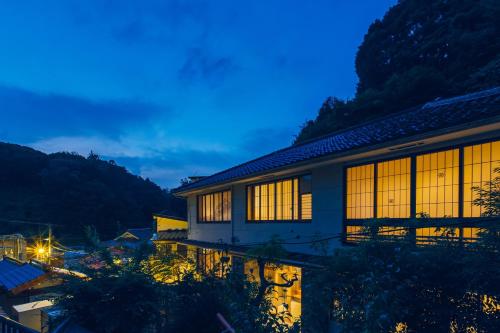 Showcase Hotel Kasane — hotel in Gotsucho