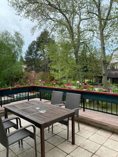 Főnix Hotel — Balatonfoldvar — photo 5