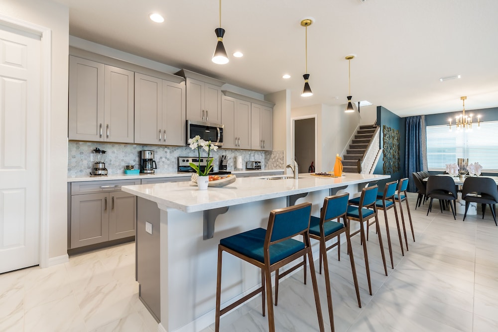 Solara Resort Luxury 9 Bedroom Homes - photo 55
