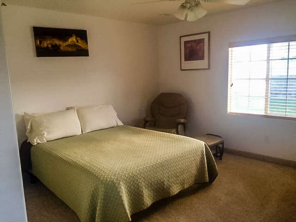Bryce Country Cabins - photo 15