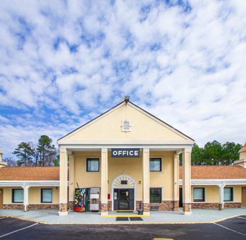 Snow White Motel in Richmond, United States