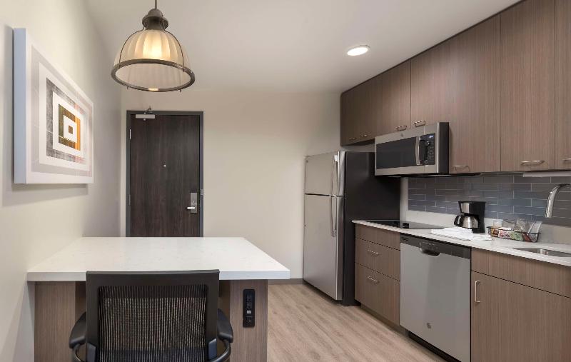 Hyatt House Portland Beaverton - photo 32