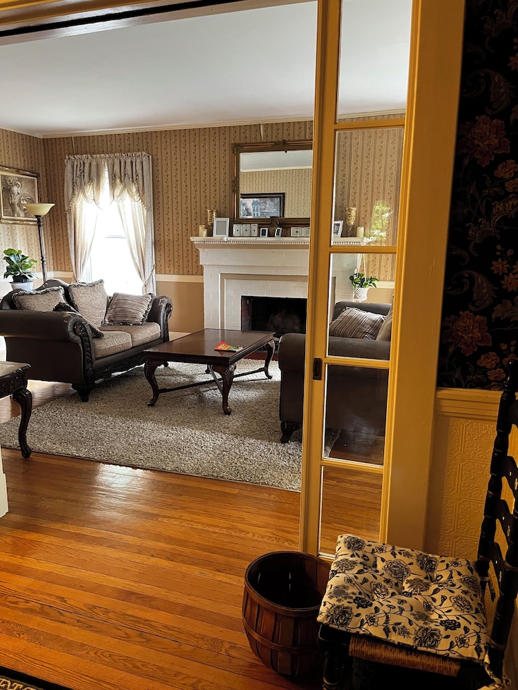 Taylor Edes Inn - photo 21