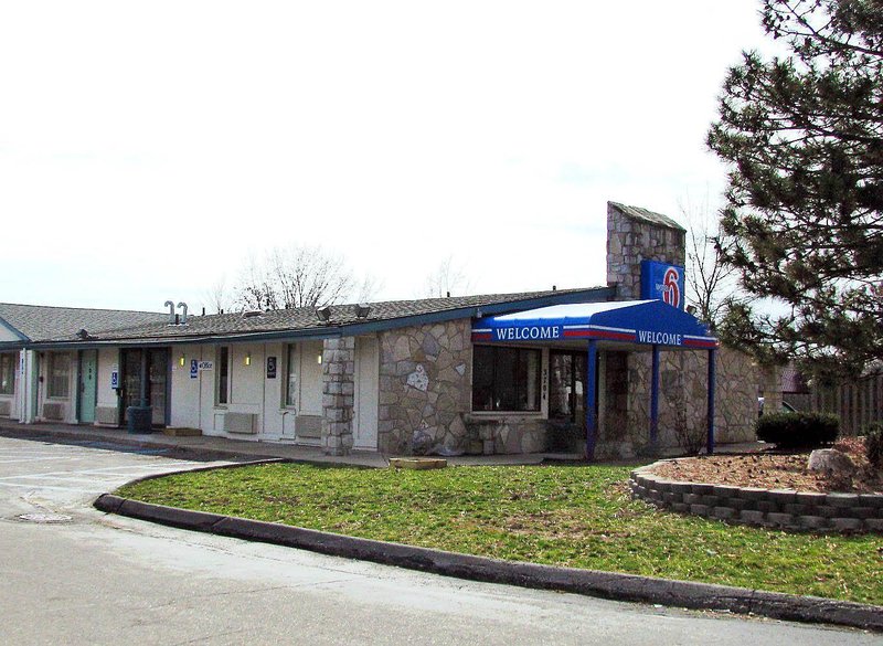 Travelodge by Wyndham Benton Harbor MI - photo 8