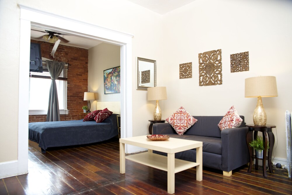 Ellison Suites - photo 52