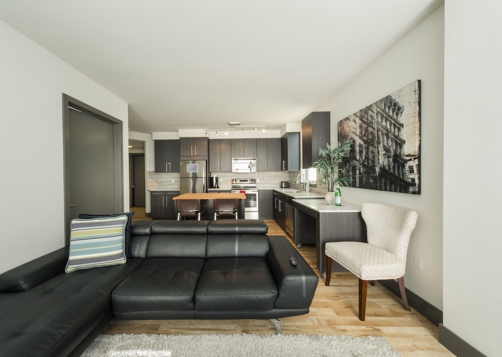 Belltown Waterfront Suites by Barsala - photo 5