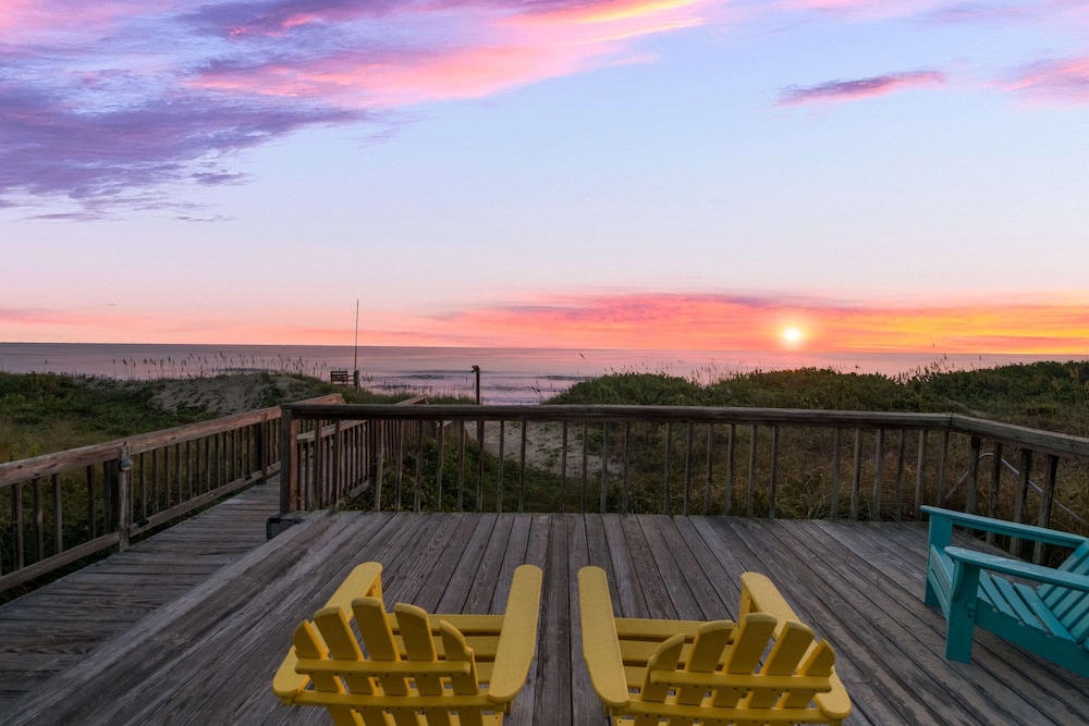 Comfort Inn On the Ocean - photo 59
