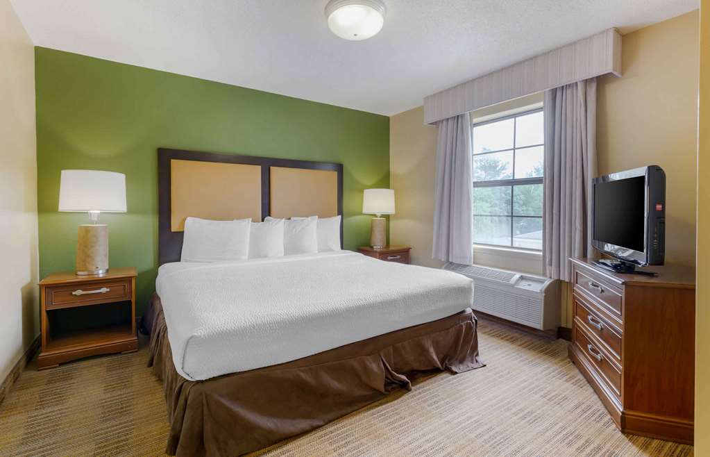 Extended Stay America Suites Fayetteville Fort Bragg - photo 18