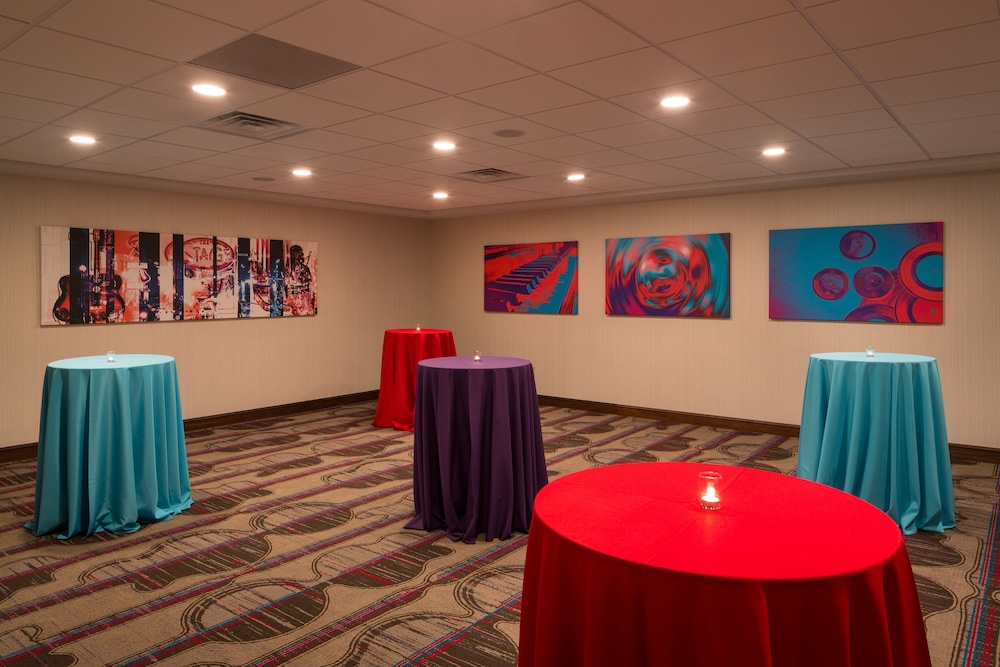 Crowne Plaza Memphis Downtown by IHG - photo 48