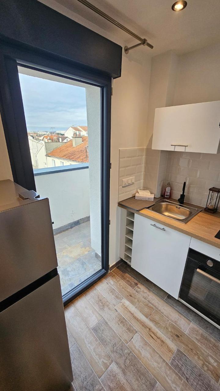 Comfortable Studio in Bezons — Bezons — photo 3