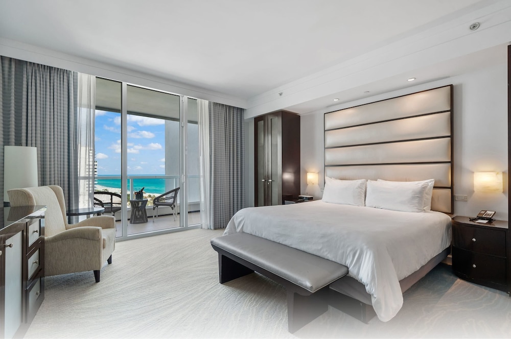 Fontainebleau Miami Beach Private Luxury Suites - photo 51