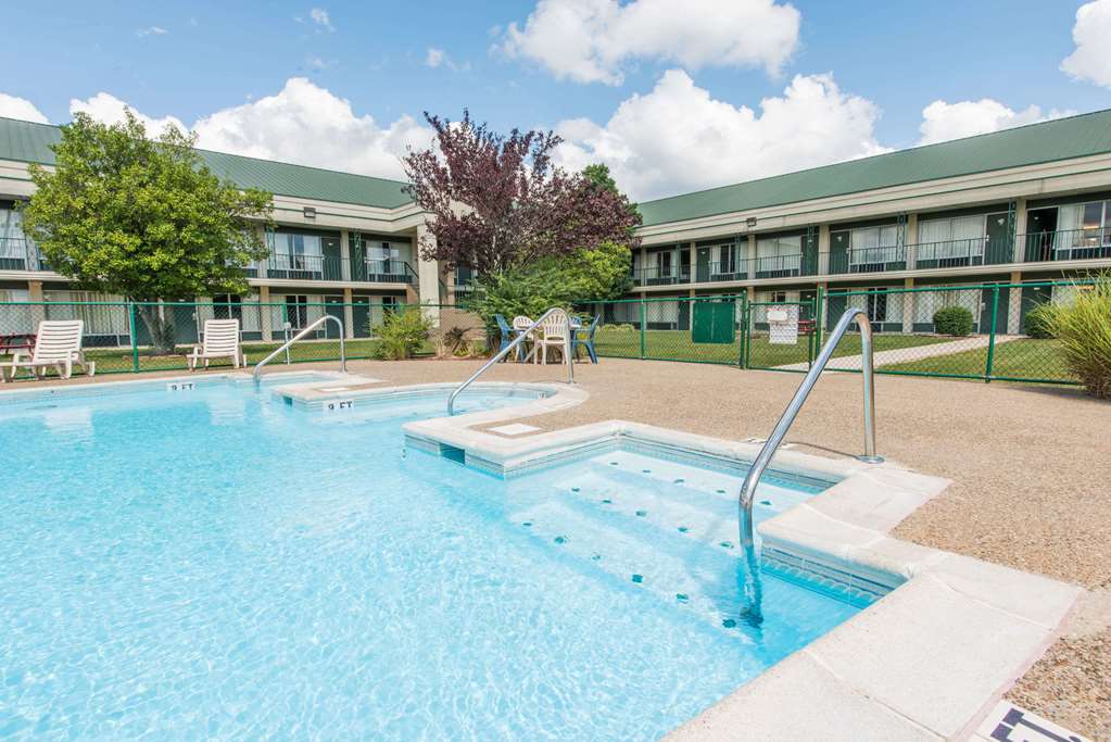 Days Inn by Wyndham Elizabethtown - photo 6