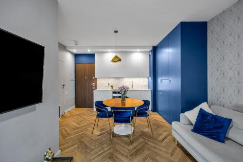 VipWarsawApartments Sapphire Mennica Residence — 4-Star Luxury Hotel in Warsaw, Poland
