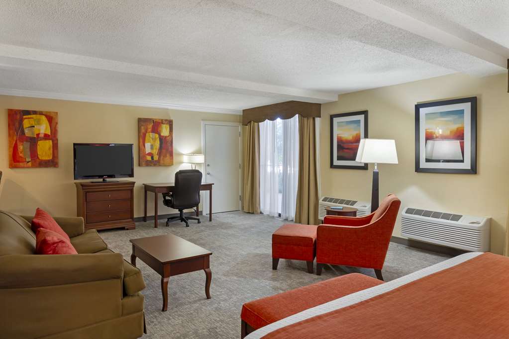 Best Western Plus Burlington - photo 19