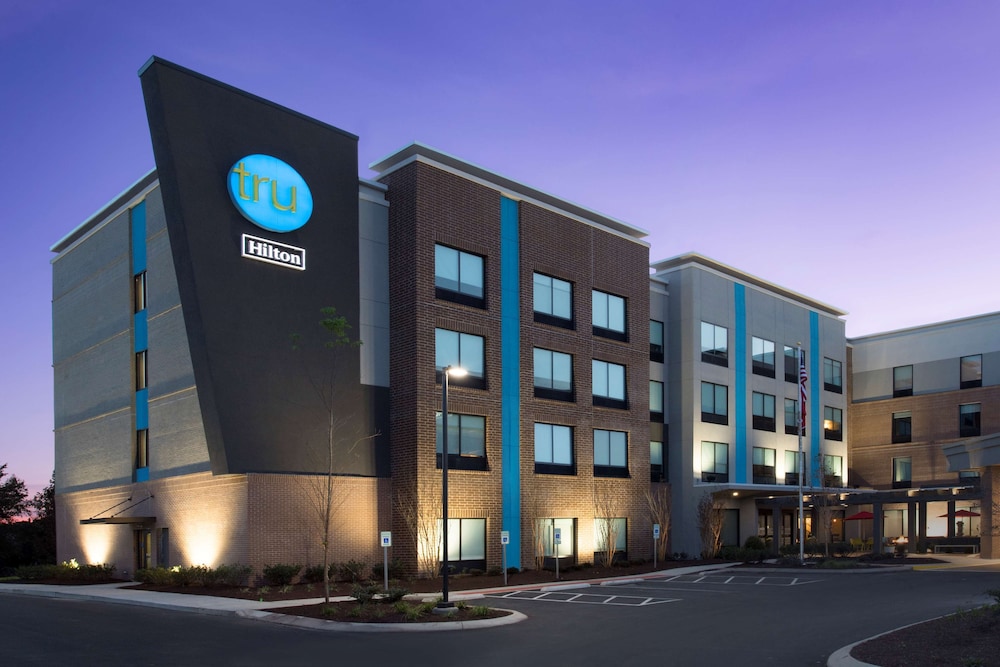 Tru by Hilton Murfreesboro - photo 2