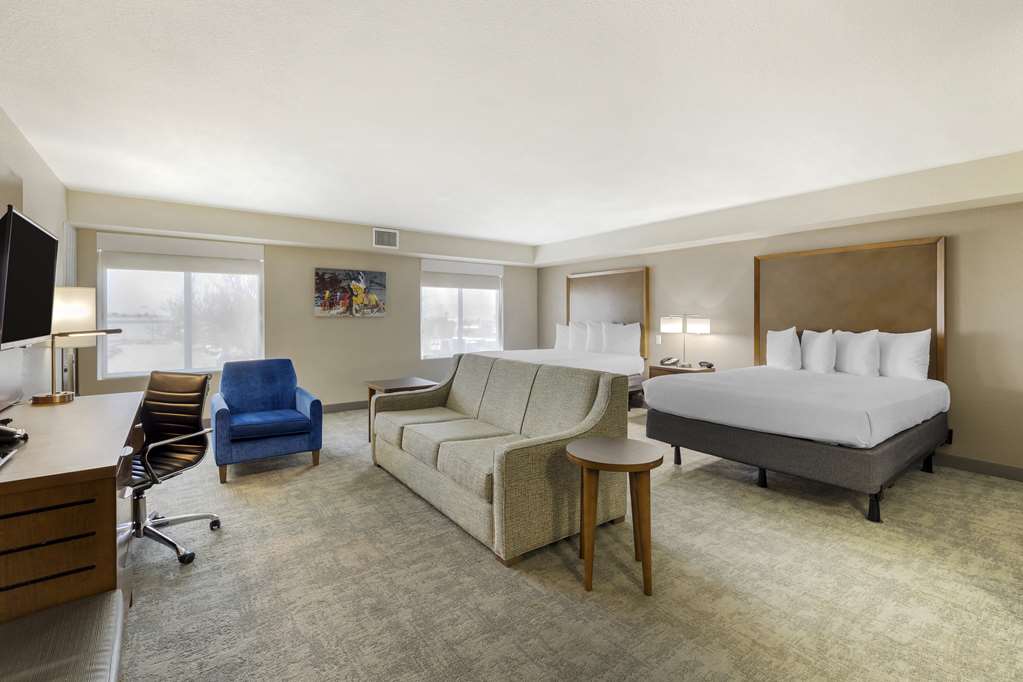 Best Western Plus Henderson Hotel - photo 17
