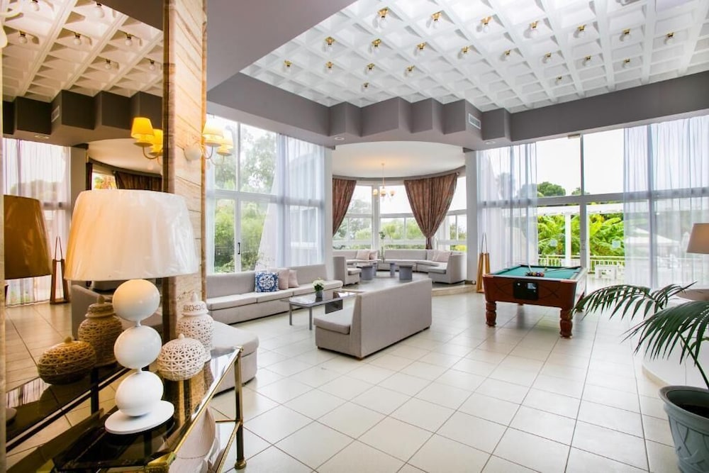 Happy Days Hotel in Rodos, Greece