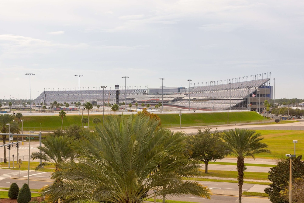 Hilton Garden Inn Daytona Beach Airport - photo 109