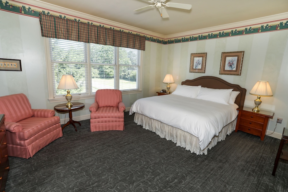 Oakmont Inn - photo 11