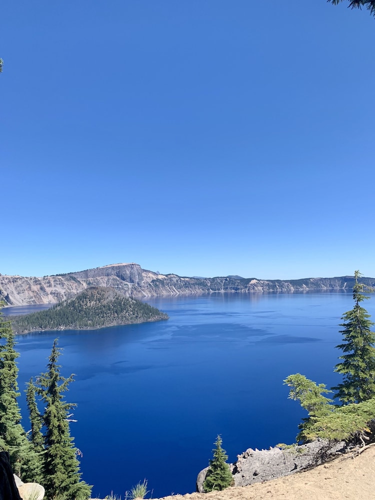 Crater Lake Resort - photo 103