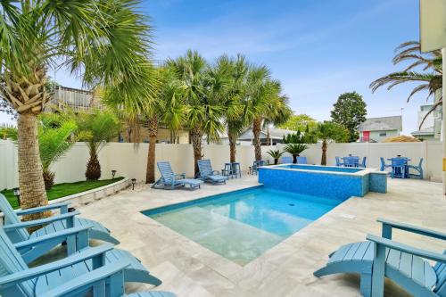 Paradise Palms With Jetted Pool And Private Beach in Destin, United States