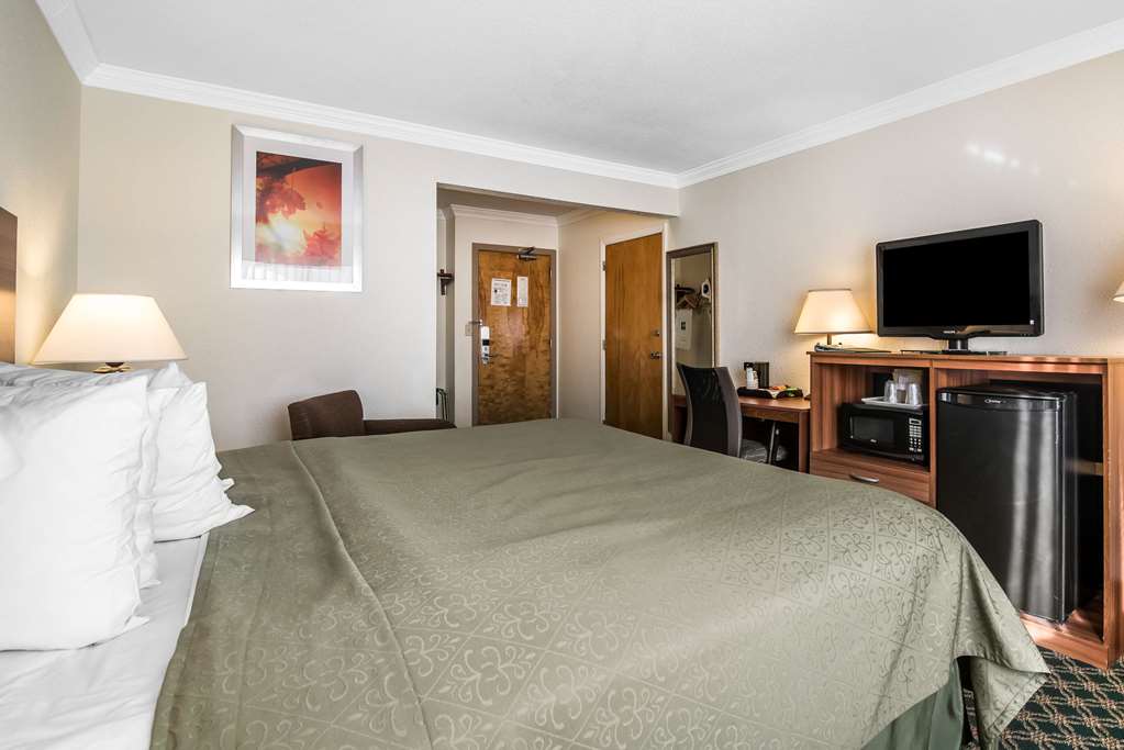 Quality Inn Rutland Killington - photo 10