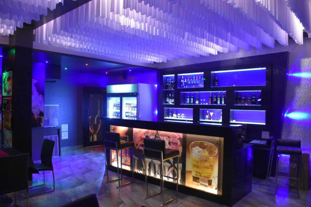 Saffron Hotel in Jalna, India