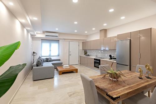 Garden Apartment in Amarynthos II — 4-Star Luxury Hotel in Amarynthos, Greece