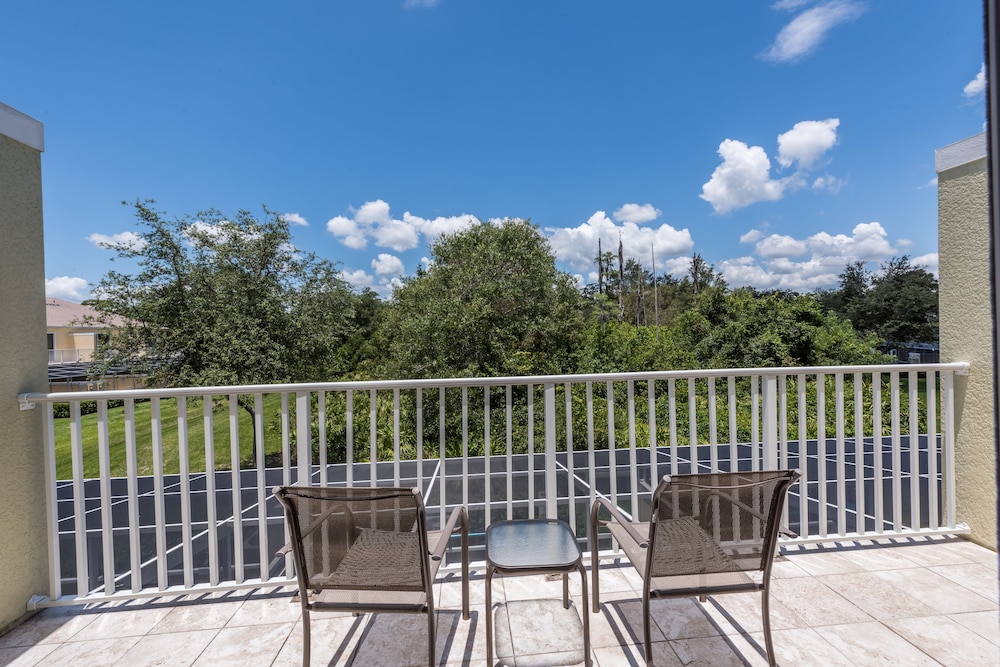 Serenity by VHC Hospitality - photo 14