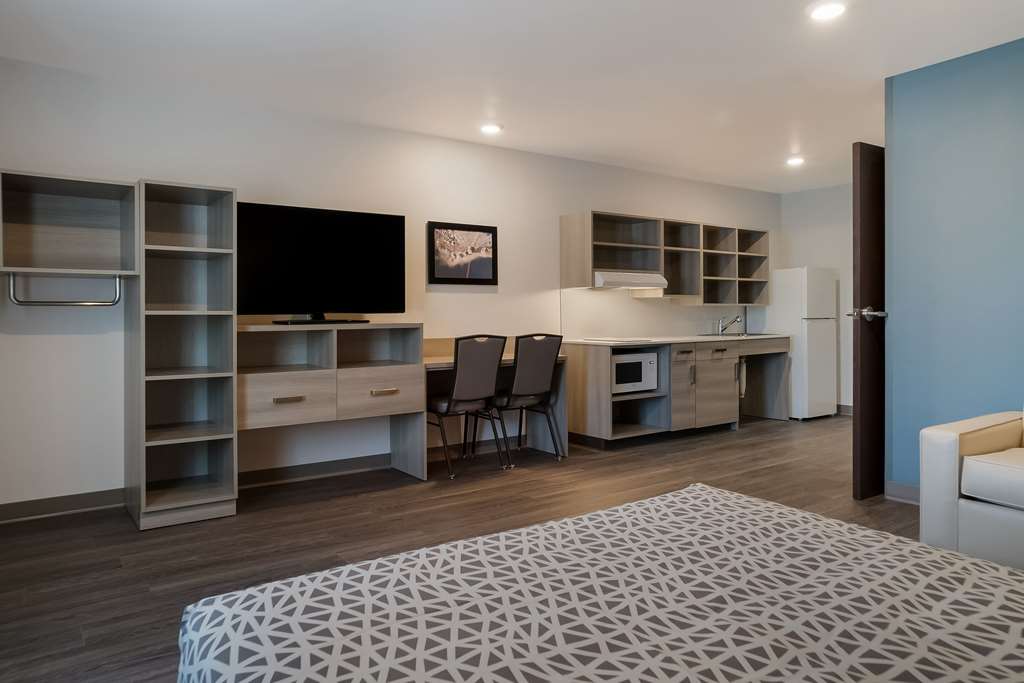 Woodspring Suites Detroit Sterling Heights - photo 24