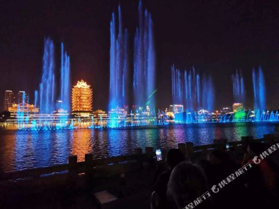 Lufeng Hotel in Meishan, People's Republic of China