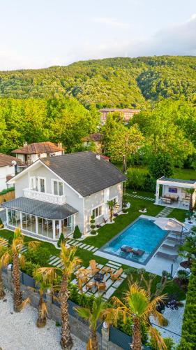 Terra House Sapanca — 4-Star Luxury Hotel in Sapanca, Turkey