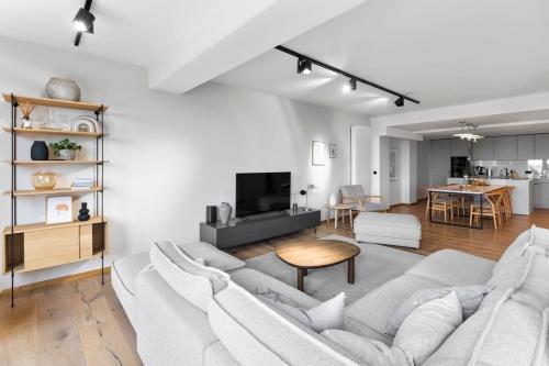 Luxus Meerblick Strand & Sauna & Garten & Heimkino — 4-Star Luxury Hotel in Glowe, Germany