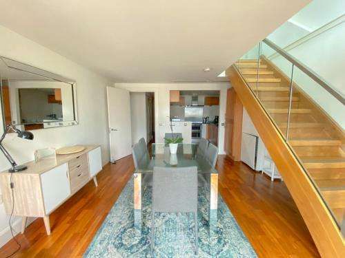 Horizon Canary Wharf Apartments — 4-Star Luxury Hotel in London, United Kingdom