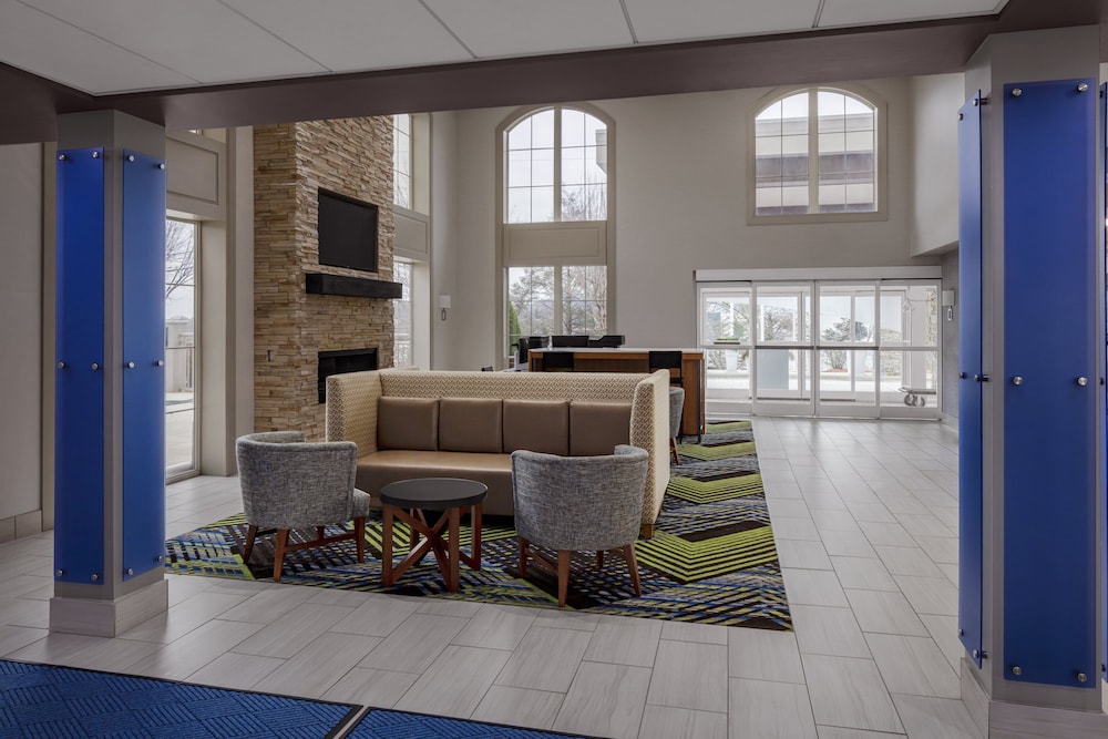 Holiday Inn Express & Suites Asheville SW Outlet Ctr Area by IHG - photo 29