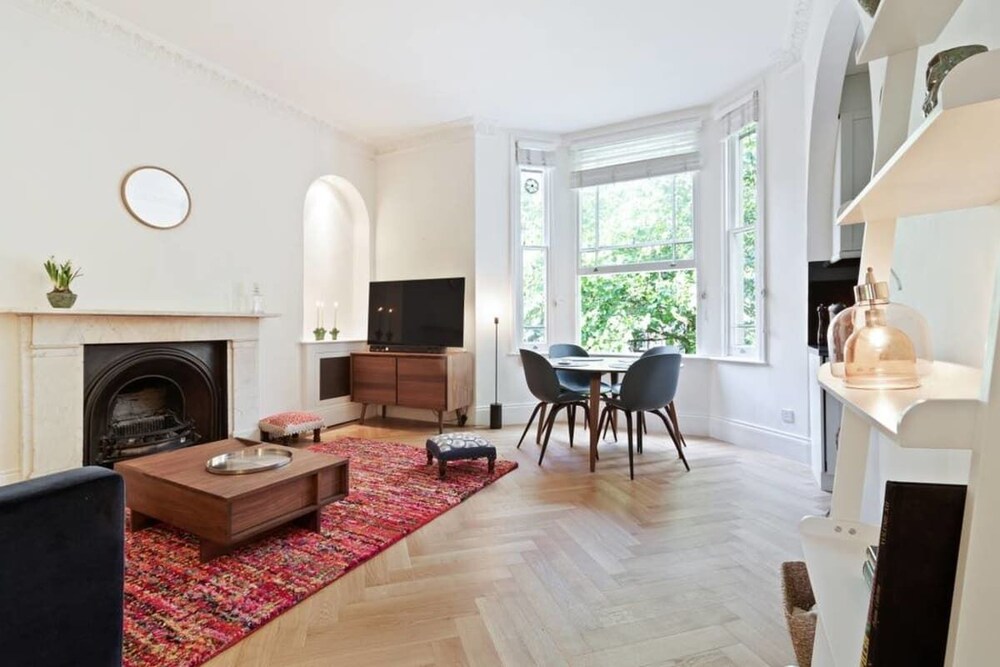 VICHY The Hampstead Star Prime Location — 4-Star Luxury Hotel in London, United Kingdom
